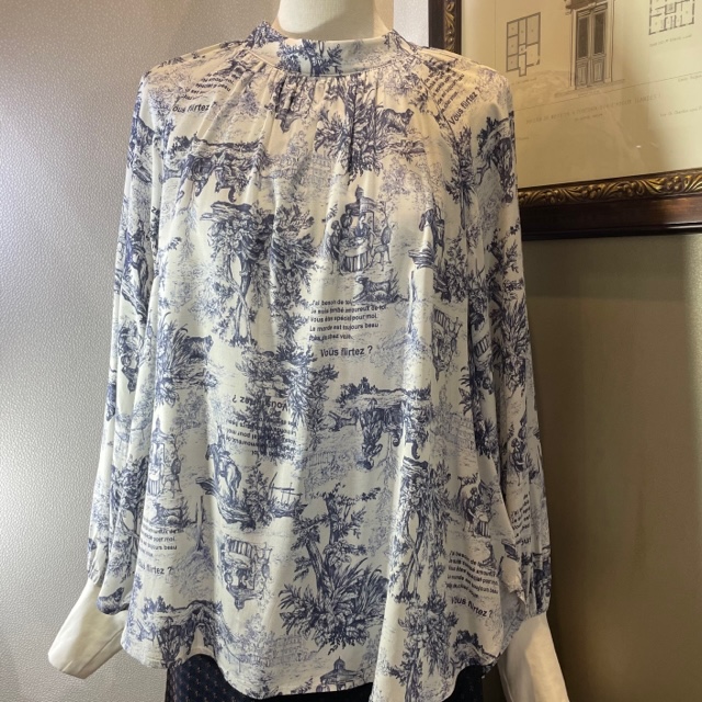 toile de jouyの印象派ブラウス